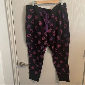 SLEEP LEGGING - HEART SKULL BLACK & PURPLE